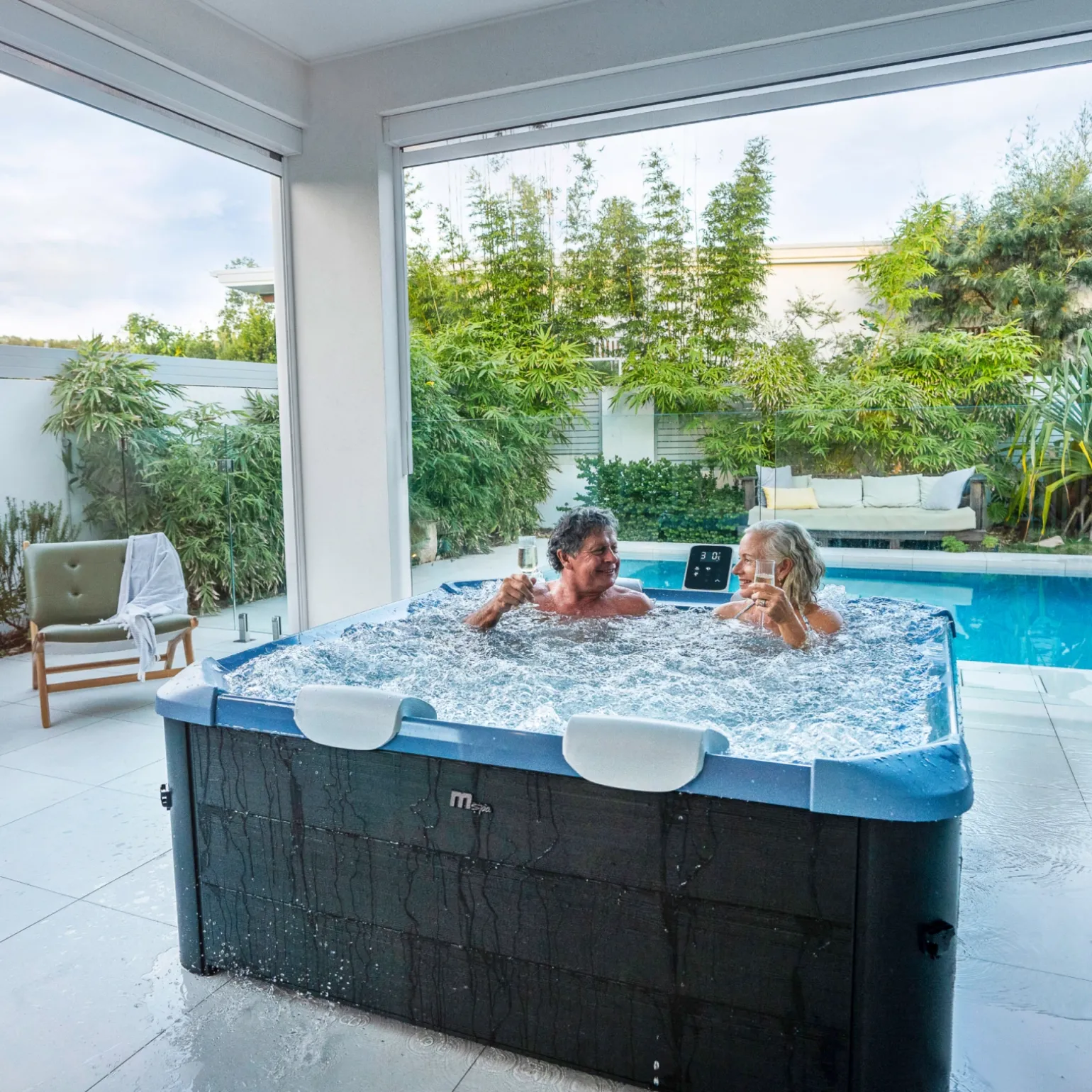 Spa ogrodowe MSpa SAPPHIRE WIFI 6 os.